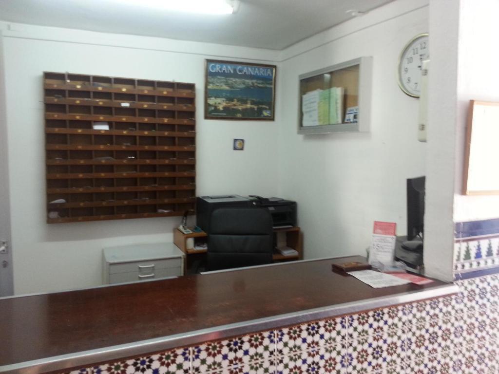 Hostal Casa de Huéspedes San Fernando Playa del Inglés Extérieur photo